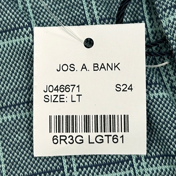 1657- JoS A BankTraditional Fit Size LT Made In India NWT - Picture 4 of 8